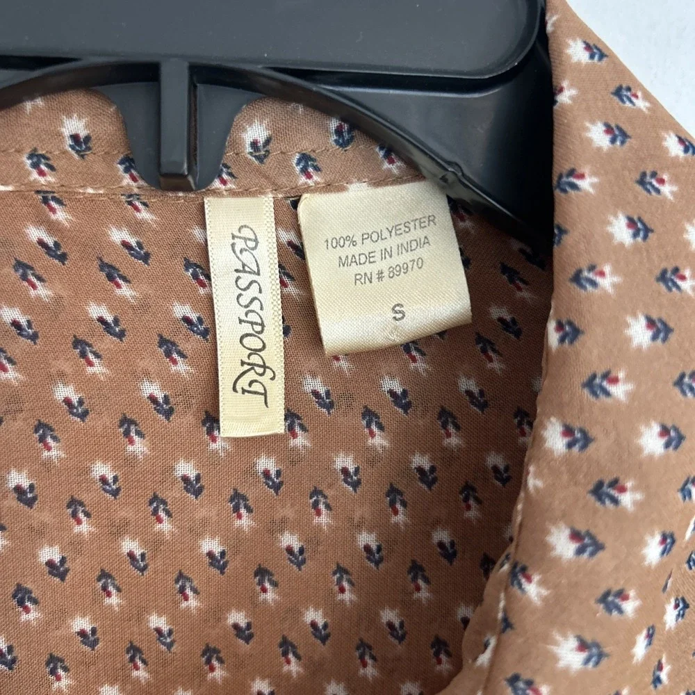 Passport‎ Women's Sz S Brown Floral Sheer Roll Tab Sleeves Button Up Blouse